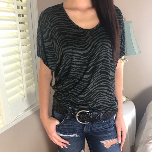 Solddd Outtt - Picture 4 of 5